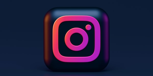 Instagram视觉网格规划：展示一个协调统一的Instagram主页九宫格图片布局示例